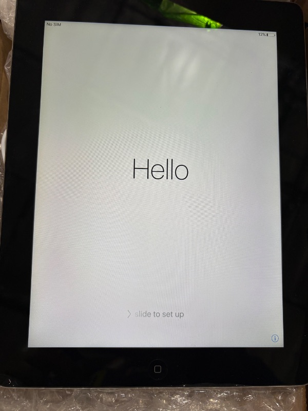 Photo 4 of Apple iPad 9.7" 32GB