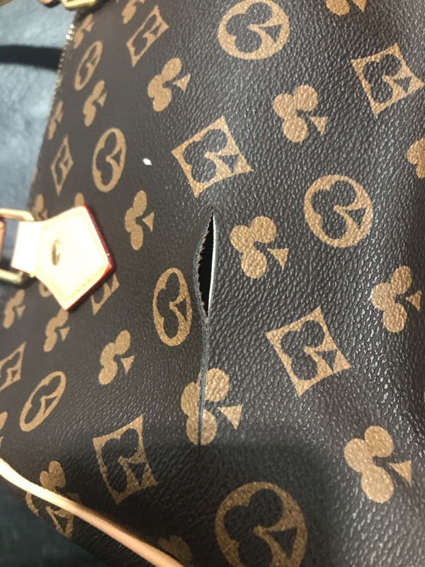 Photo 1 of **DAMAGED ** WOMENS DESIGNER BAG 