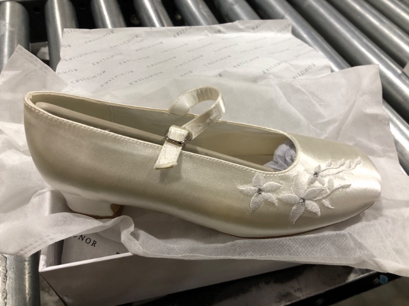 Photo 2 of ERIJUNOR E1417 White First Communion Shoes Embroidery Little Kid Big Kid Low Heeled Mary Jane Shoes Size 13.5