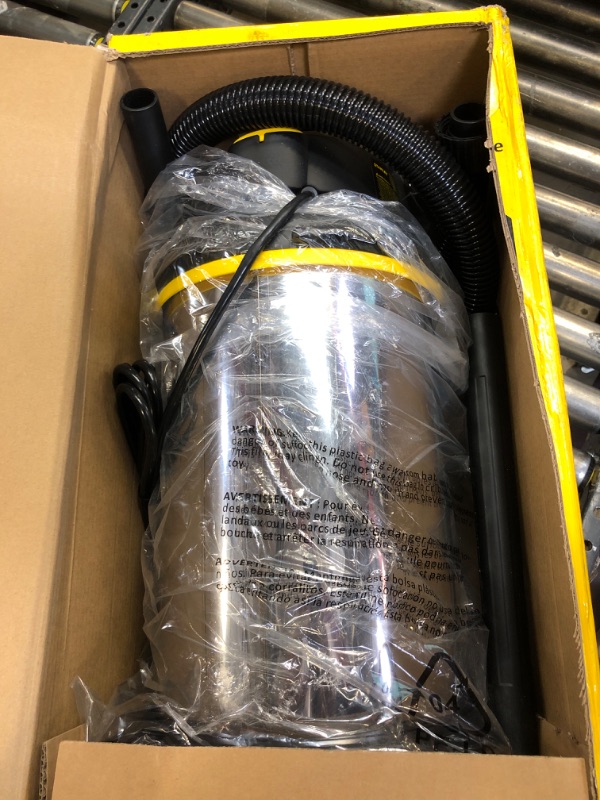 Photo 2 of Stanley SL18129 Wet/Dry Vacuum