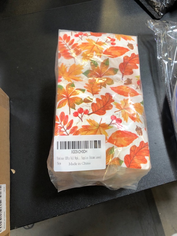 Photo 1 of Homlouue 100Pcs Fall Napkins, 3-Ply Fall Leaves Paper Napkins for Thanksgiving Autumn Harvest Holiday Party, Thanksgiving Napkins Guest Towels for Dinner Home Bathroom Party Supplies (Autumn Leaves)