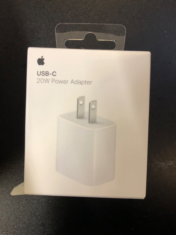 Photo 3 of 20W USB-C Power Adapter
