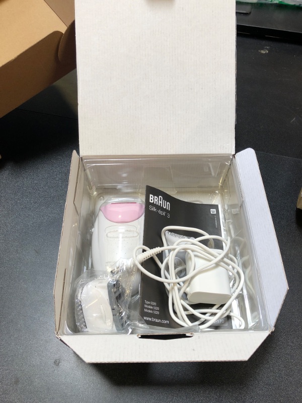 Photo 2 of Braun Silk-epil 3-3270 Epilator, 1 Count