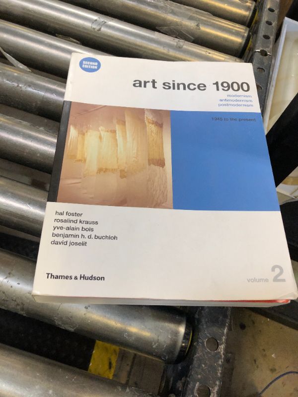 Photo 1 of art since 1900 TEXTBOOOK