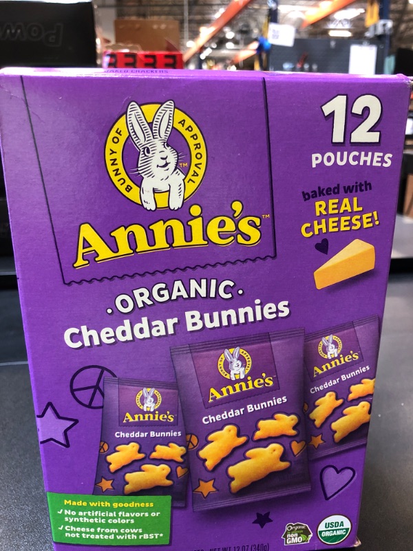 Photo 2 of ANNIE'S HOMEGROWN, Organic Bunny Cracker Snack Pack, Cheddar, Pack of 4, Size 12/1 OZ - No Artificial Ingredients 95%+ Organic4