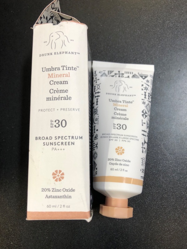 Photo 2 of Drunk Elephant Umbra Tinte Mineral Cream SPF 30/PA+++ - 100% Mineral Sun Protection - Lightweight & Blendable - Free of Essential Oils, Silicones & Fragrances - Cruelty Free - 2 fl oz