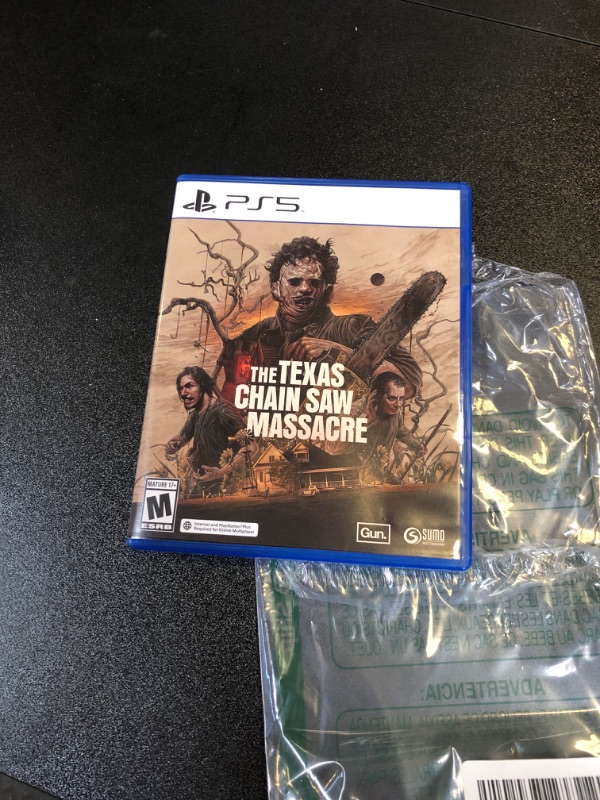 Photo 3 of The Texas Chain Saw Massacre - PlayStation 5