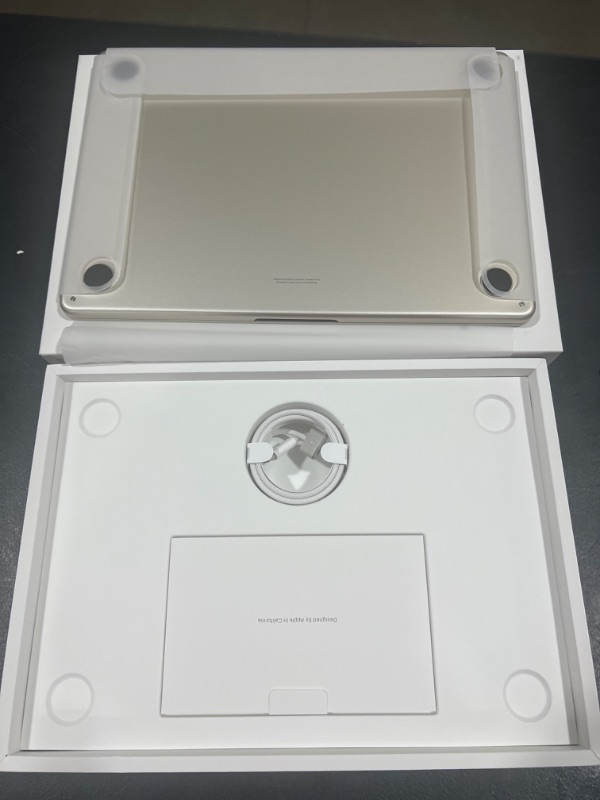 Photo 1 of Apple 13" MacBook Air (M3, Starlight)