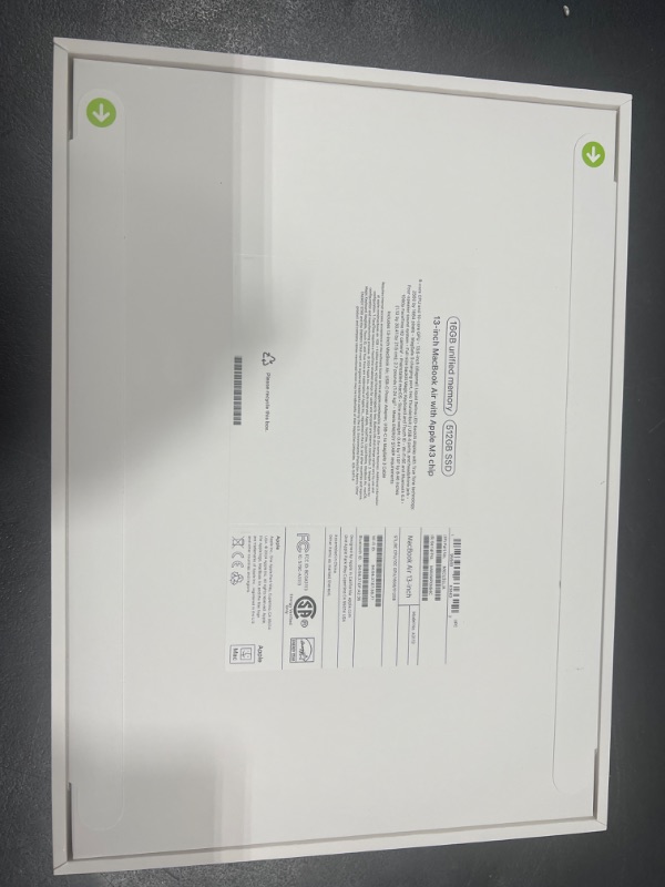 Photo 1 of Apple 13" MacBook Air (M3, Starlight)