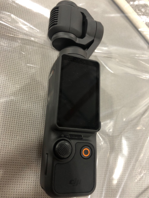 Photo 6 of DJI Osmo Pocket 3