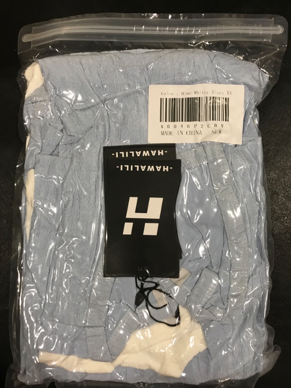 Photo 1 of [Size XXL] hawalili Men's Casual Tank Top 2 Pack Crewneck Sleeveless Knit Stretch Muscle Basic T-Shirts Blue/White,XXL
