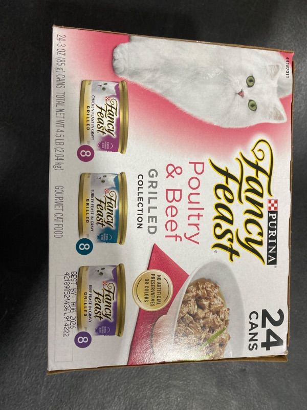 Photo 2 of Purina Fancy Feast Grilled Gourmet Wet Cat Food Chicken, Turkey  Beef Collection - 4.5lbs/24ct Variety Pack 2026