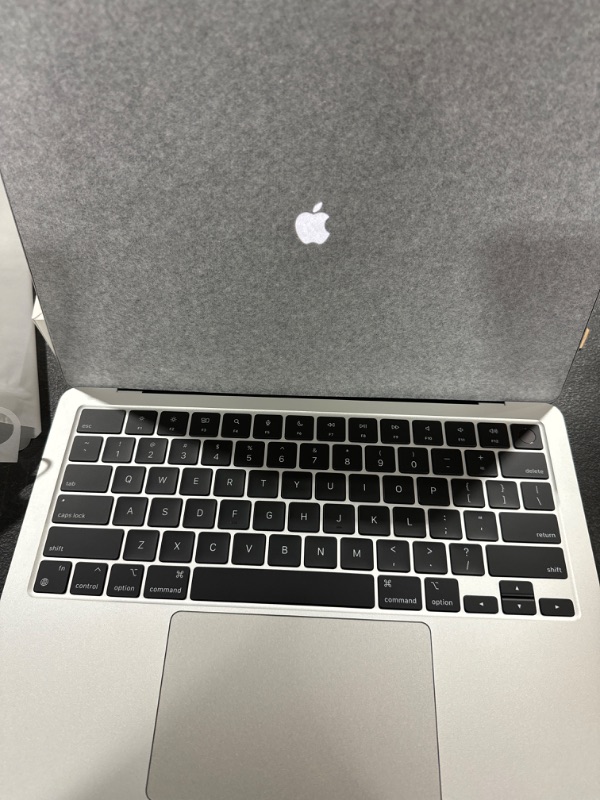 Photo 9 of Apple 2024 MacBook Air 13-inch Laptop with M3 chip: Built for Apple Intelligence