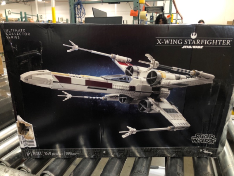 Photo 2 of ***MISSING PIECES***Star Wars X-Wing Starfighter 75355