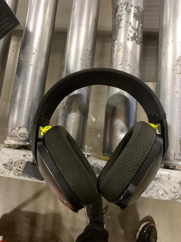 Photo 1 of G435 Wireless Gaming Headset for PC, PS5, PS4, Nintendo Switch, Mobile