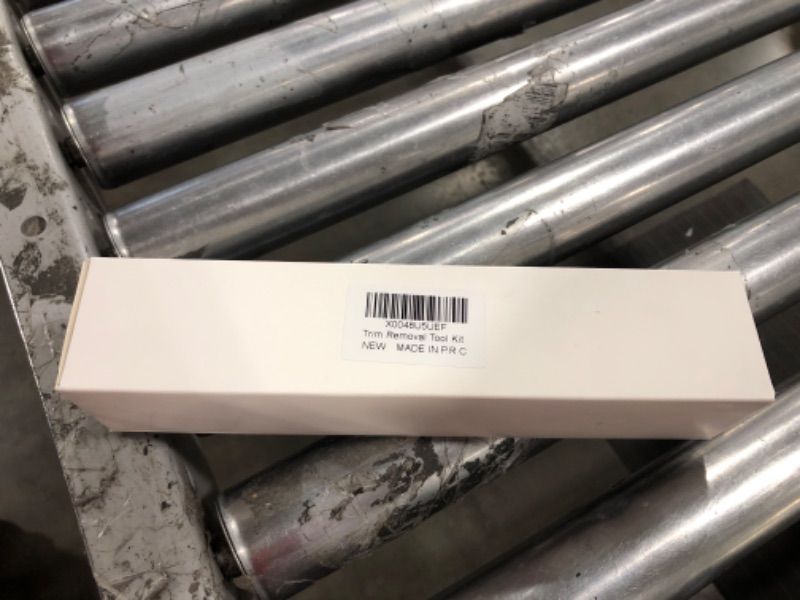 Photo 1 of Diubwse 5PCS Auto Trim Removal Tool Kit - No Scratch Plastic Pry Tool Kit - Car Trim Removal Tool Kit for Car Audio, Interior, Exterior, Doors Panel, Instrument Panel