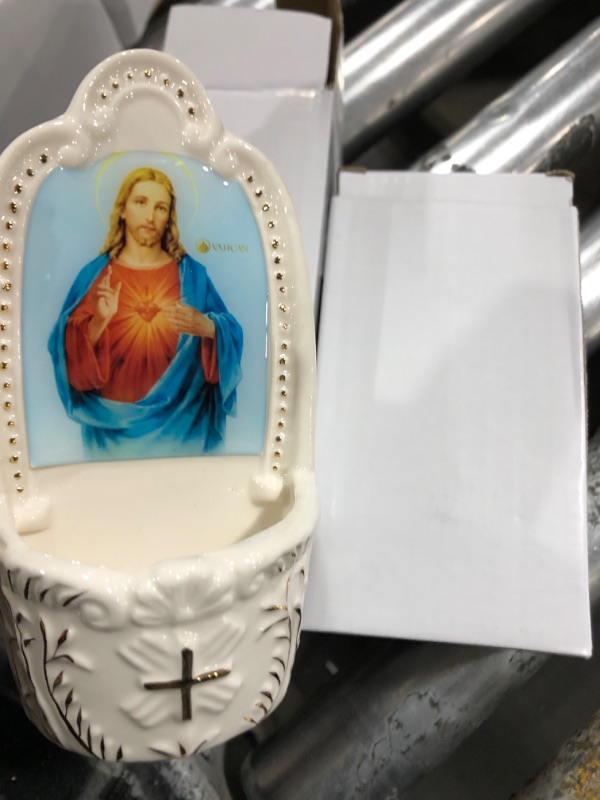 Photo 2 of Willinglong 2 Pcs Porcelain Catholic Holy Water Font Ceramic Sacred Heart of Jesus Holy Water Fonts Wall Hanging Holy Water Container for Home Church Entrance Decor First Communion Confirmation Gift