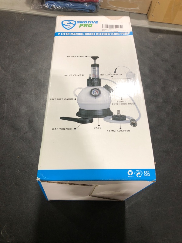 Photo 1 of SMOTIVEPRO 2L Manual Brake Bleeder Fluid Pump, One Man Professional Brake Bleeder Kit Suitable for Most European Brake Mast Cylinder Reservoirs