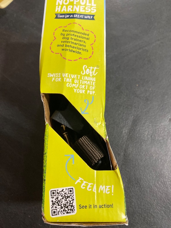 Photo 3 of 2 Hounds Design Freedom No Pull Dog Harness Adjustable Gentle Comfortable Control for Easy Dog Walking for Small Medium and Large Dogs Made in USA Leash Included XL