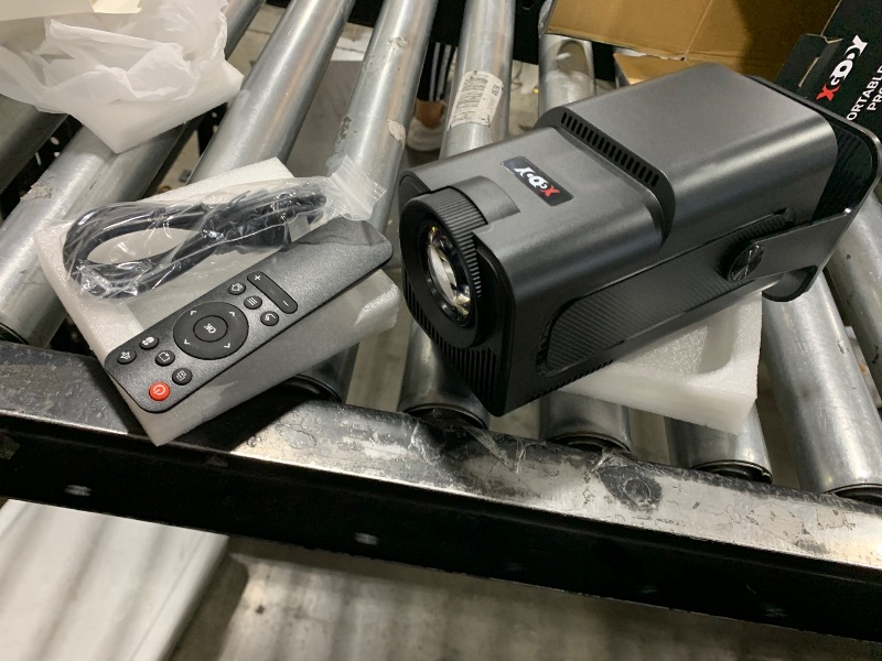 Photo 1 of Smart Mini Projector XGODY Gimbal5 Android 11 Full HD Projector Native 1080P 4K Support 5G WiFi 6 Bluetooth 5.0 Home Movie Projector Electric Focu Auto Keystone 180 Rotating For PC/Lap/PS5 Dull Black