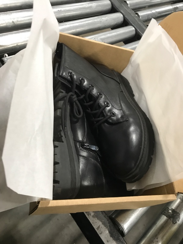 Photo 2 of DREAM PAIRS Black Strong-5 Lace-up Platform Combat Boots Ankle Booties for Women Size 9