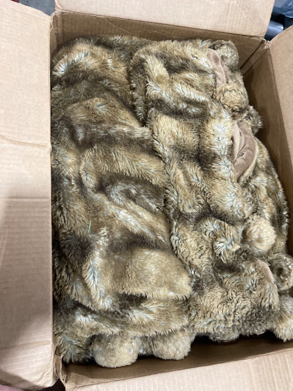 Photo 1 of EVERGRACE Soft Luxury Faux Rabbit Fur Throw Blanket for Couch, Cozy Fluffy Channel Wave Throw Blanket for Bed, Fuzzy Warm Thick Mink Blanket with Reversible Velvet for Winter, Camel, 60"x80", 820GSM