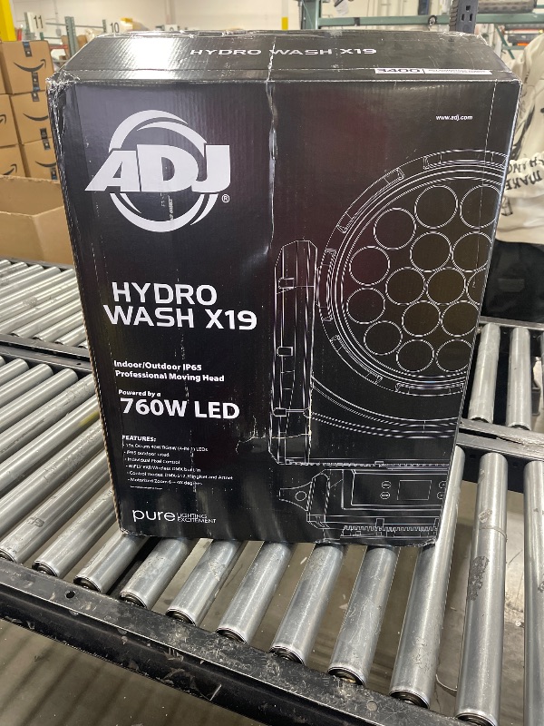 Photo 2 of American DJ Hydro Wash X19 IP65-Rated Moving-Head Fixture   760 w   led