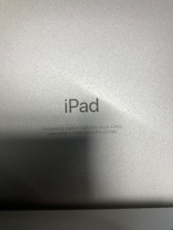 Photo 2 of Apple iPad (9th Generation): with A13 Bionic chip