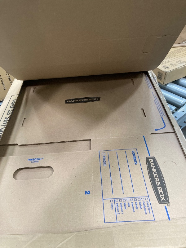 Photo 1 of Bankers Box SmoothMove Classic Moving Boxes