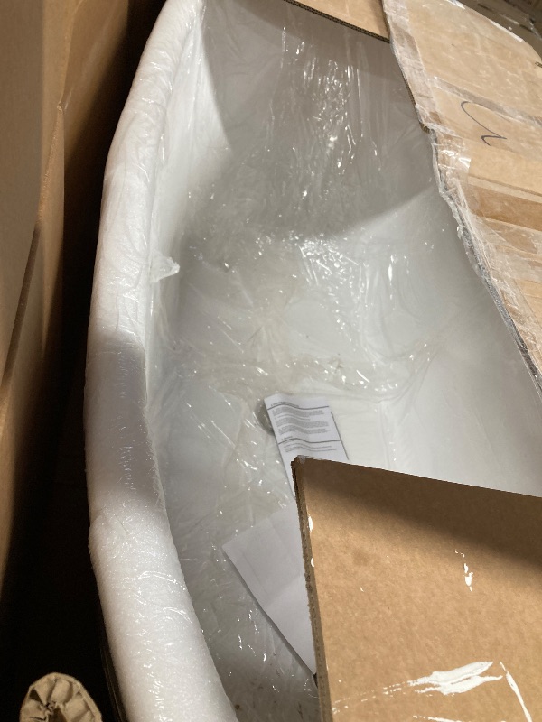 Photo 3 of ****HAS LARGE DENT ON ONE SIDE****Empava EMPV-FT1518 67" Acrylic Freestanding Bathtub