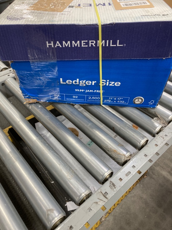 Photo 1 of hammermill ledger size 2,500 sheets