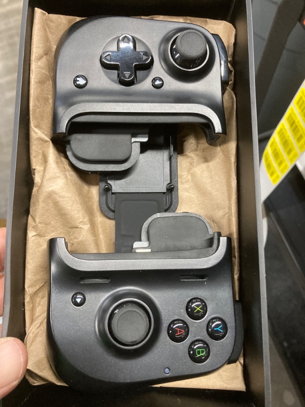 Photo 1 of Razer Kishi V2 Mobile Gaming Controller for Android: Console Quality Controls - Universal Fit - Stream PC, Xbox, PlayStation, Touch Screen Android Games - Customizable Triggers - Ergonomic Design