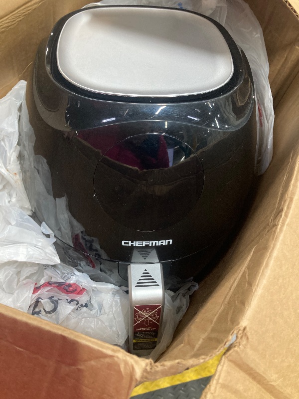 Photo 2 of CHEFMAN l Air Fryer **CRACK ON THE SIDE**