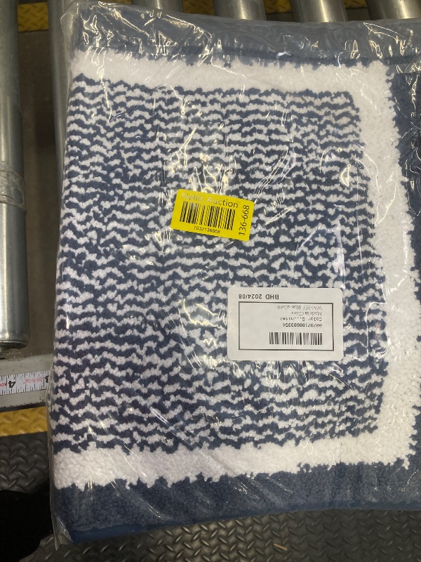 Photo 1 of  Bathroom RuG