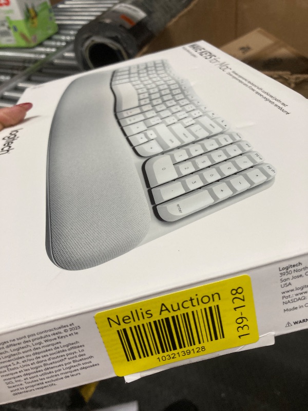 Photo 2 of **see notes**
Logitech Wave Keys for Mac, Wireless Ergonomic Keyboard with Cushioned Palm Rest, Comfortable Natural Typing, Bluetooth Keyboard, Easy-Switch, Optimized for Mac, Apple, iPad - Off White