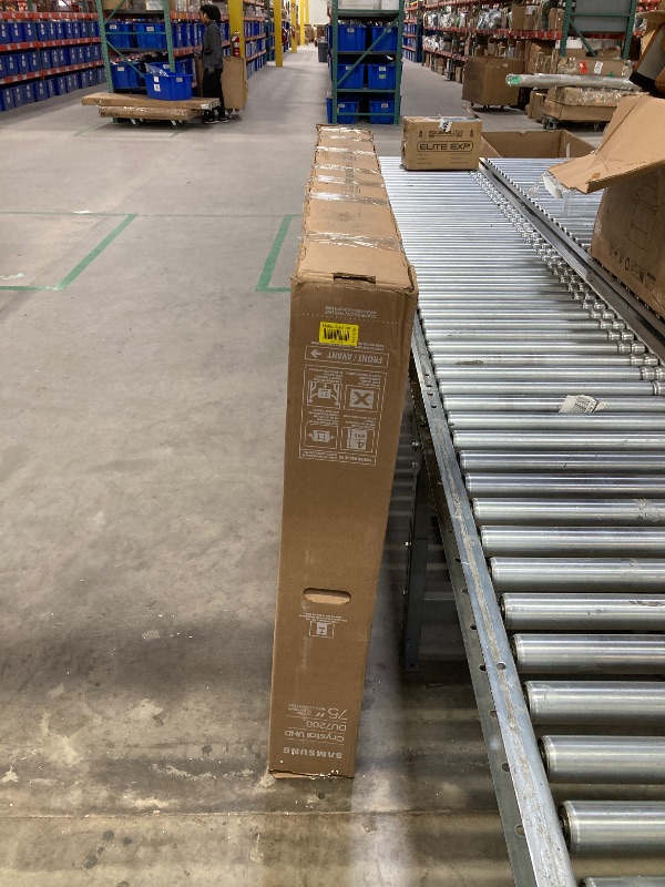 Photo 1 of 
SAMSUNG 75-Inch Class Crystal UHD 4K DU7200 Series HDR Smart TV w/Object Tracking Sound Lite, PurColor, Motion Xcelerator, Mega Contrast, Q-Symphony...
***BROKEN SCREEN FOR PARTS ONLY***