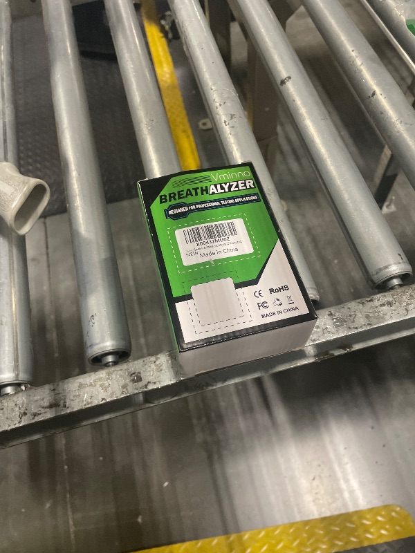 Photo 1 of Vminno Breathalyzer, Rechargeable Professional-Grade Accuracy Breathalyzers for Alcohol, Personal Breath Alcohol Breathalyzer Tester with Memory and Warning Function for Home Use (10 Mouthpieces)