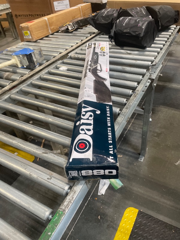 Photo 1 of Daisy Powerline 880 Shadow Plus Air Gun Kit