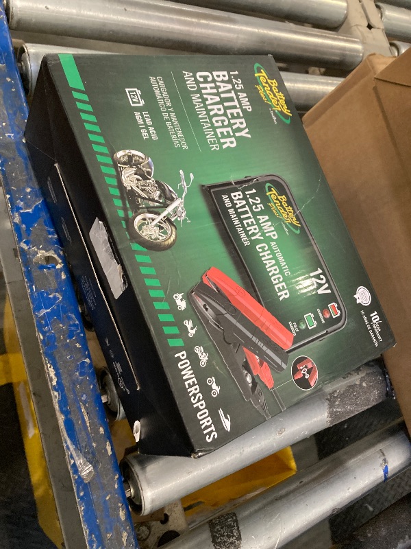 Photo 1 of Battery Tender Automatic 12 V 1.25 amps Battery Charger