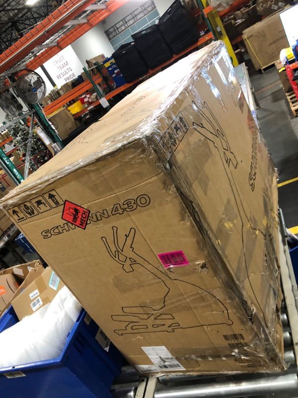 Photo 1 of ***VERY DAMAGED BOX***
Schwinn 430 Elliptical Machine