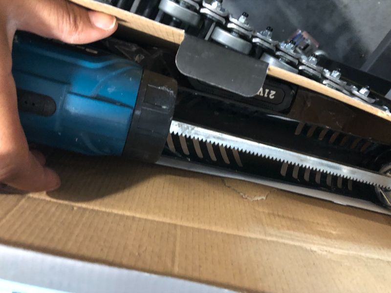 Photo 1 of Seesii Cordless Caulking Gun, 21V Battery Powered Caulk Gun, Electric Caulking Gun w/1 Battery, 4 Speeds, 10oz/300ml No Drip Caulking Gun for Filling, Sealing