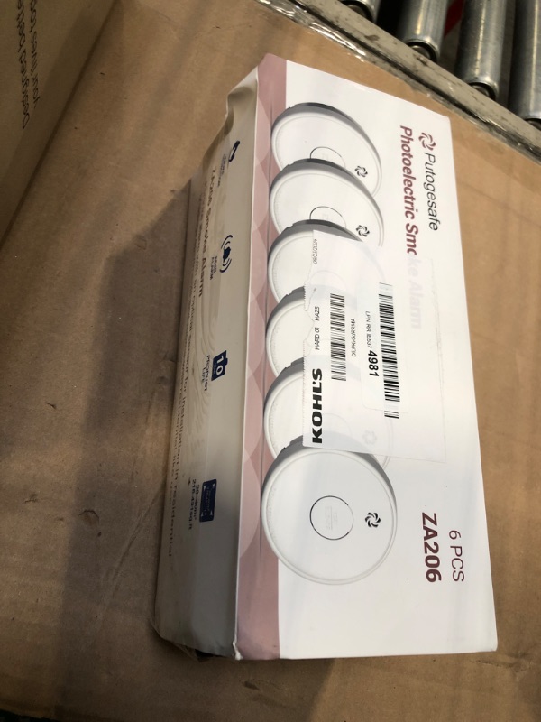 Photo 2 of ***USED***Fire Alarms Smoke Detectors, Smoke Alarm Battery Operated,Fire Alarm with Test Button & Low Battery Signal, Photoelectric Technology Fire Detectors for Bedroom and Home (6-Pack)