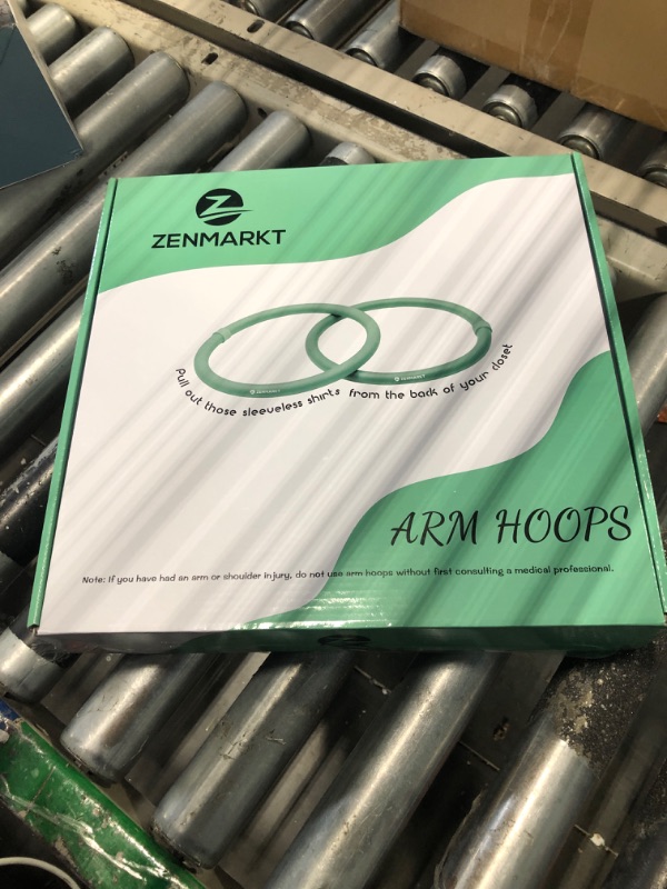 Photo 2 of Arm Hoop - Mini Hula Hoop for Adults - Strengthen Arms and Shoulders - Weighted Hula Hoop for Fun Upper Body Exercise - Lightweight and Portable Fitness Equipment for Effective Workouts (Green)