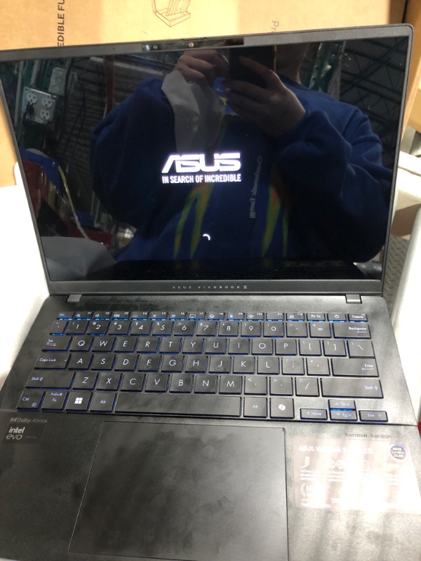 Photo 3 of (***Charger NOT Included***)ASUS ZenBook Flip UX360CA-DBM2T 13.3 - inch Touchscreen Laptop (Intel Core M CPU,8 GB RAM,512 GB Solid State Drive,Windows 10)