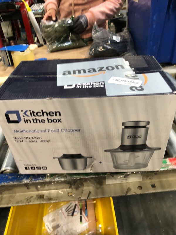 Photo 2 of ***USED***Kitchen in the box Food Processors,400W Powerful Motor Small Meat Grinder & Food Chopper Electric Vegetable Chopper with 2 Bowls & 2 Bi-Level Blades for Meat/fish/Vegetable/Baby Food (Black,8cup+8cup)