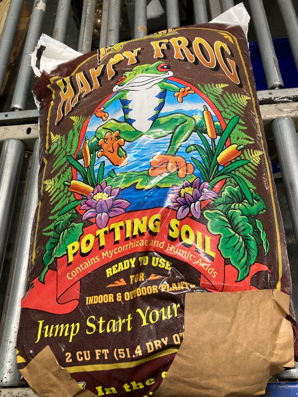 Photo 2 of ***DAMAGE ON THE PACKAGE*** FoxFarm Happy Frog Potting Soil, 2cu ft - for Indoor/Outdoor Container Plants, Improves Root Efficiency, pH Adjusted for Optimal Nutrient Uptake - Contains Mycorrhizae and Humic Acids