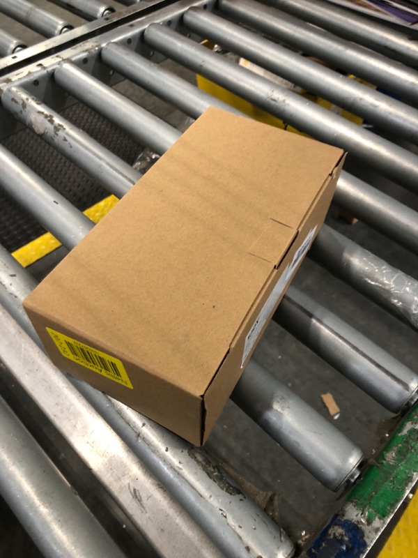 Photo 1 of TJOY LED Candelabra Bulb Dimmable, 60W Equivalent LED Chandelier Light Bulbs, 5.5W 5000k Daylight 600LM CA11 Flame Tip Vintage Filament Candle Light with Decorative E12 Candelabra Base, 12 Pack