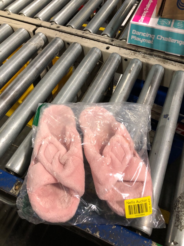 Photo 1 of BCSTUDIO Orthotic Women Slippers with Arch Support Fuzzy Orthopedic Ladies Slippers for Plantar Fasciitis Fluffy Cozislides Slides (9, Pink, numeric_9)