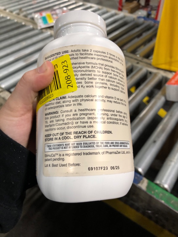 Photo 1 of Jarrow Formulas BoneUp for Bone Density and Skeletal Nutrition, Includes Vitamin D3, K2 (as MK-7) and Calcium, 360 Capsules, Up to a 60 Day Supply
