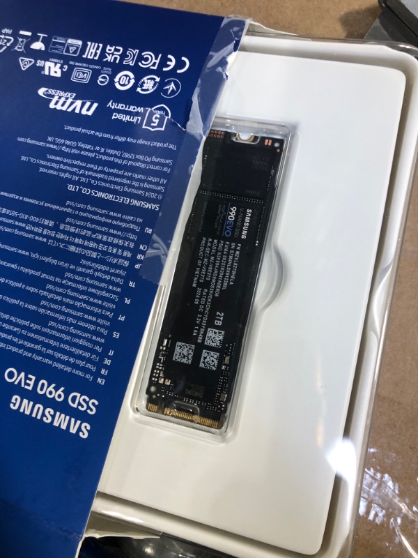 Photo 1 of SAMSUNG 990 EVO SSD 2TB, PCIe Gen 4x4, Gen 5x2 M.2 2280 NVMe Internal Solid State Drive, Speeds Up to 5,000MB/s, Upgrade Storage for PC Computer, Laptop, MZ-V9E2T0B/AM, Black